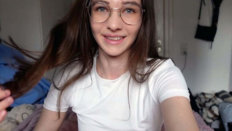 Masum Alman liseli Emmi kovboy kıyafetiyle amını parçalattı